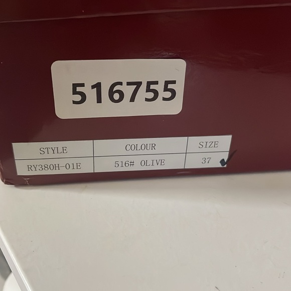 Vivienne Hu Patent Leather Studded Boots Size:37 Strappy Gladiator Sandals - Picture 13 of 13